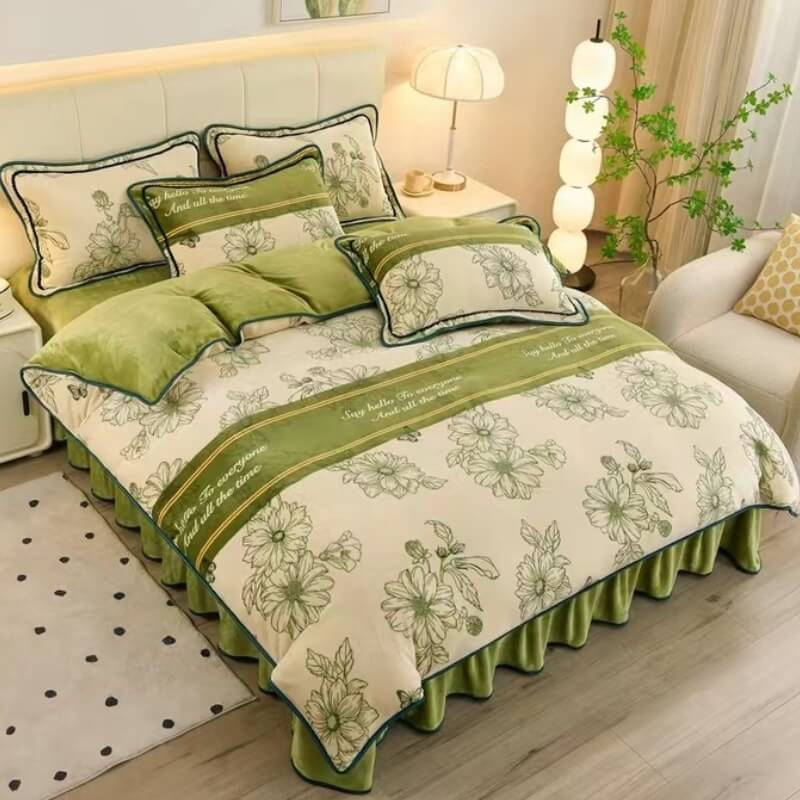 Set lenzuola in velluto di latte eleganza floreale con gonna da letto