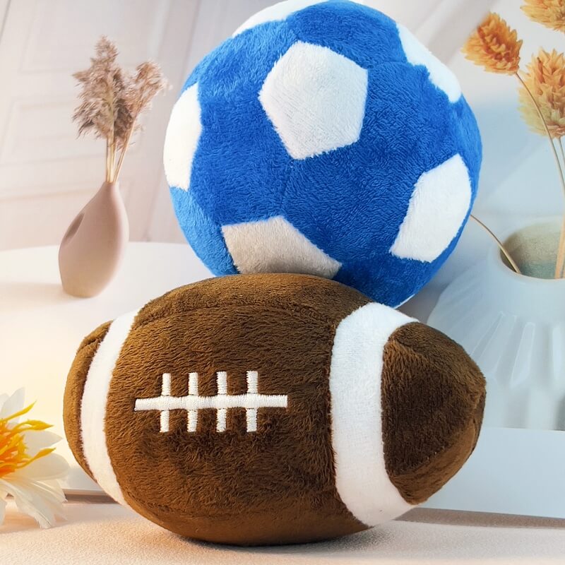 Giocattolo interattivo in peluche a forma di pallone da calcio, giocattolo per cani che squeaks