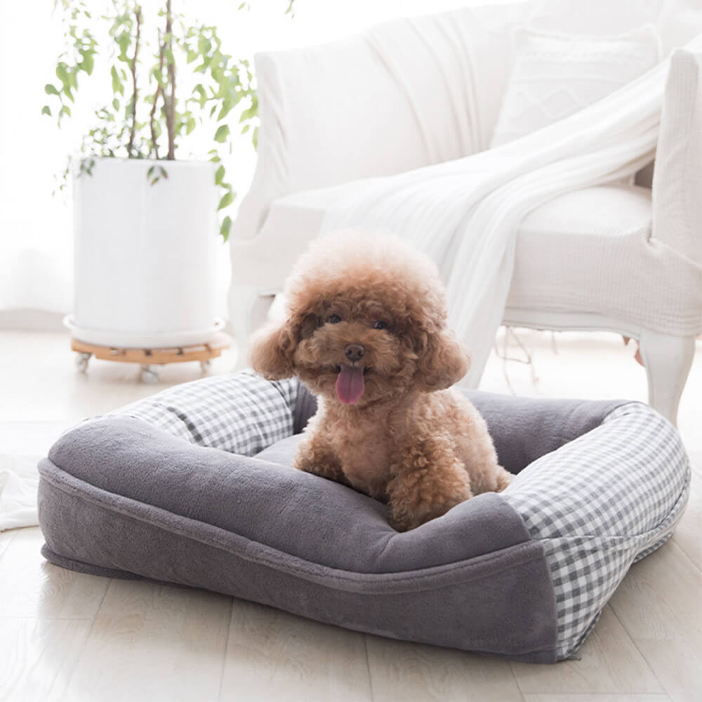 Letto per cani e gatti in microfibra impermeabile con supporto completo in canvas e pile corallo.