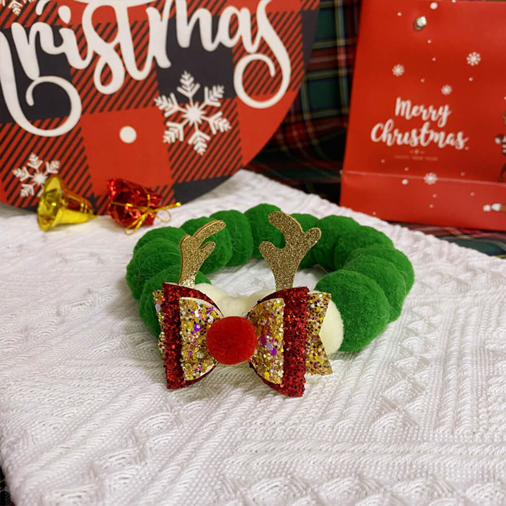 Collier de bavoir réglable pour chien et chat, ornements de boule de pompon de noël