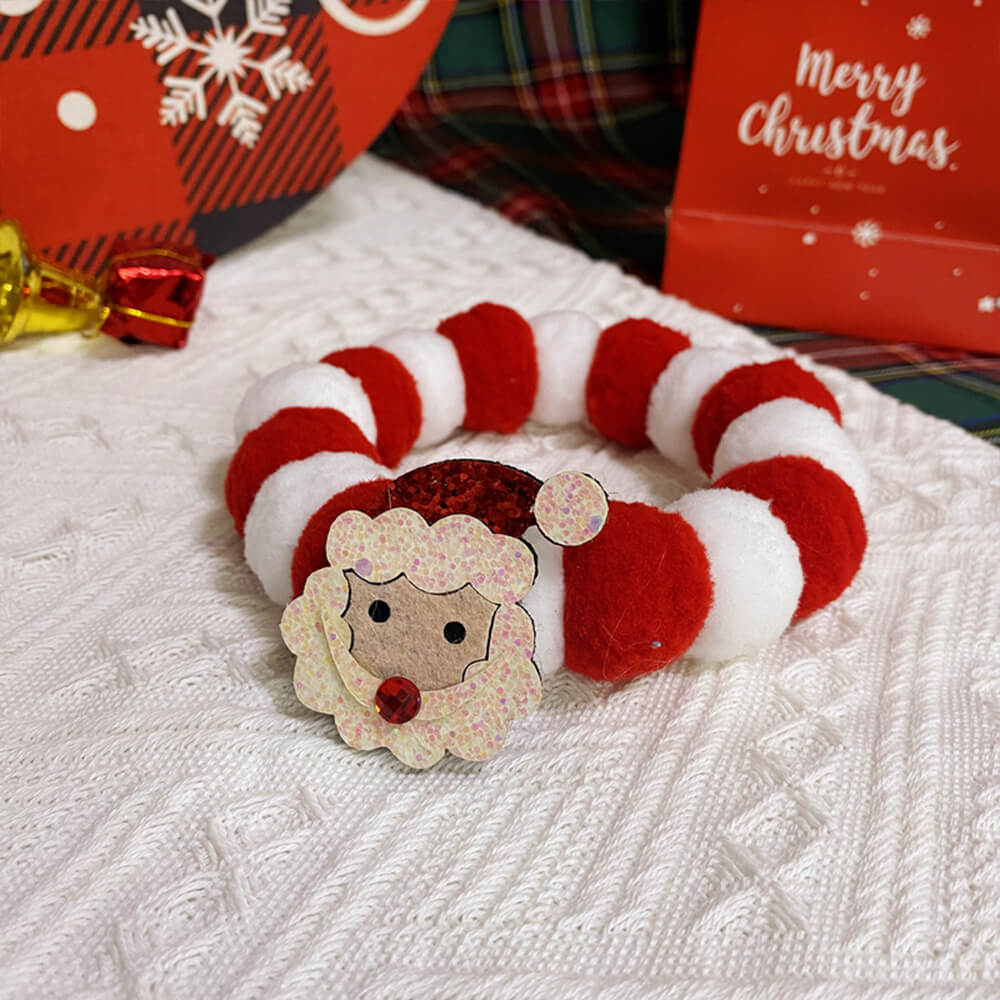 Collier de bavoir réglable pour chien et chat, ornements de boule de pompon de noël