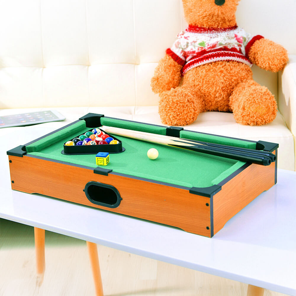 Gioco interattivo divertente: tavolo da biliardo da gioco.