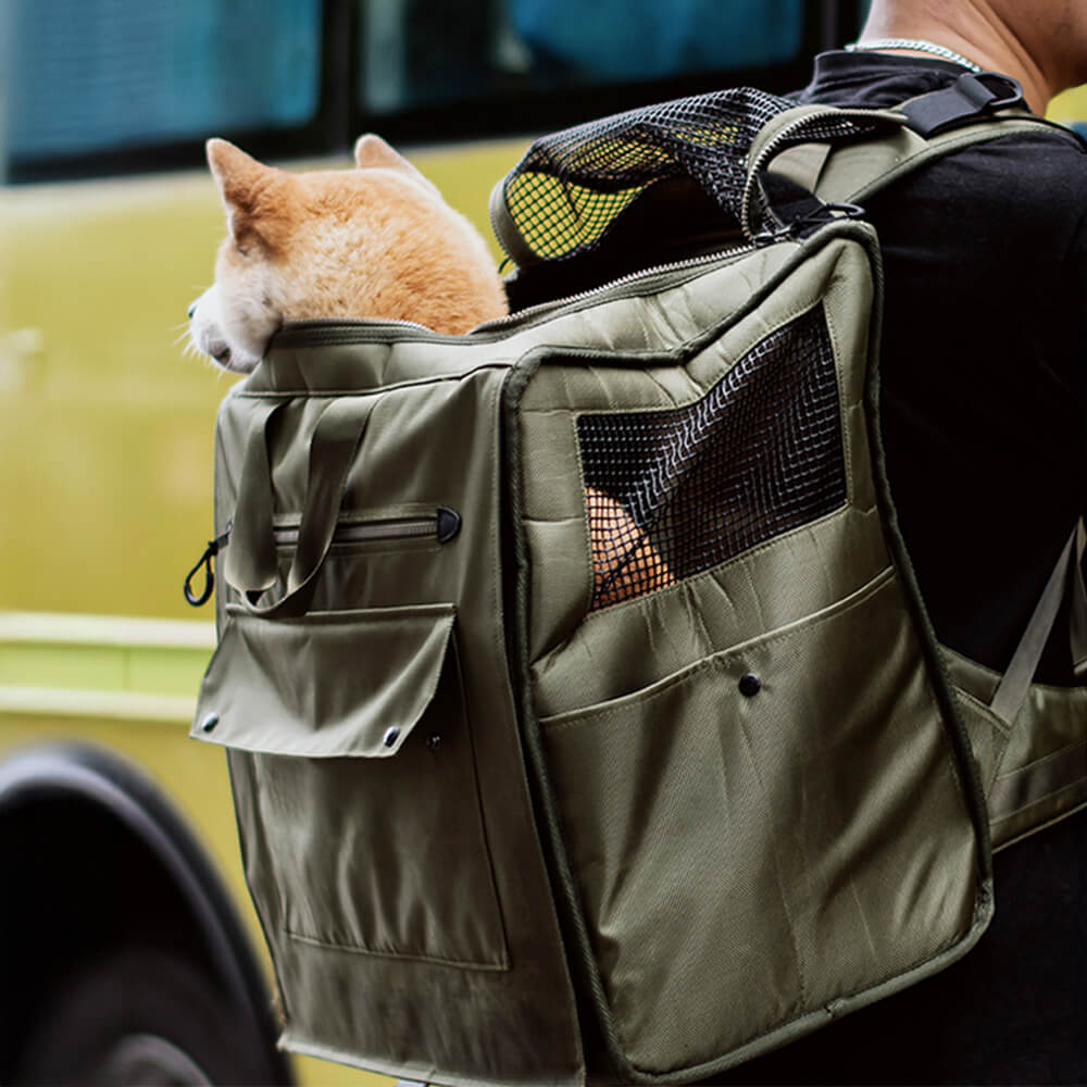 Zaino da viaggio per animali domestici con grande spazio, rete traspirante e impermeabile.