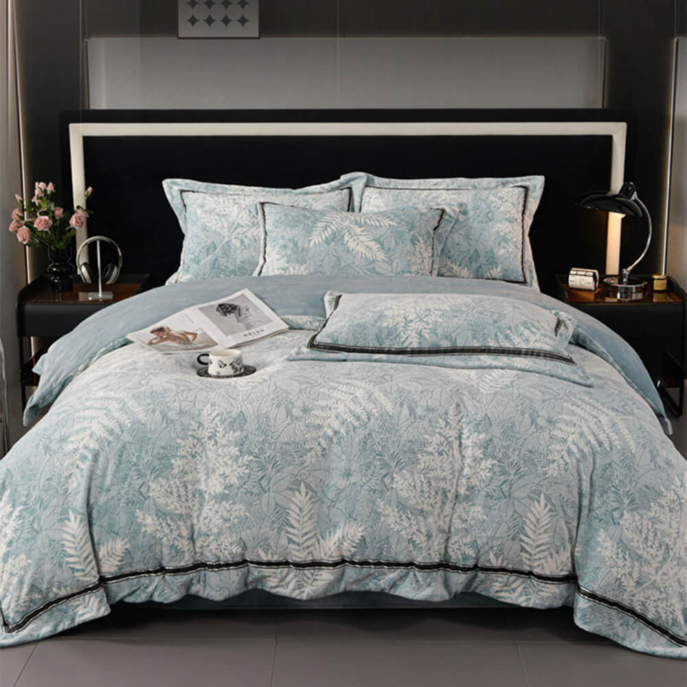 Premium Soft Stereoscopic Floral Trimmed Milk Velvet Bed Sheet Set