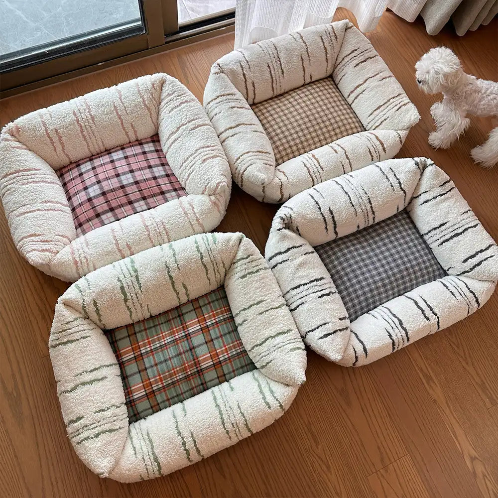Letto per cani moderno a quadri, spesso e confortevole