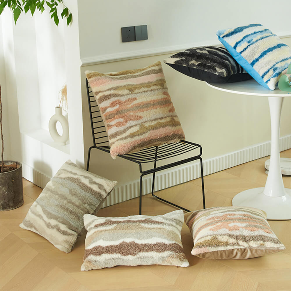 Cuscino decorativo moderno in tessuto plush con texture per divano