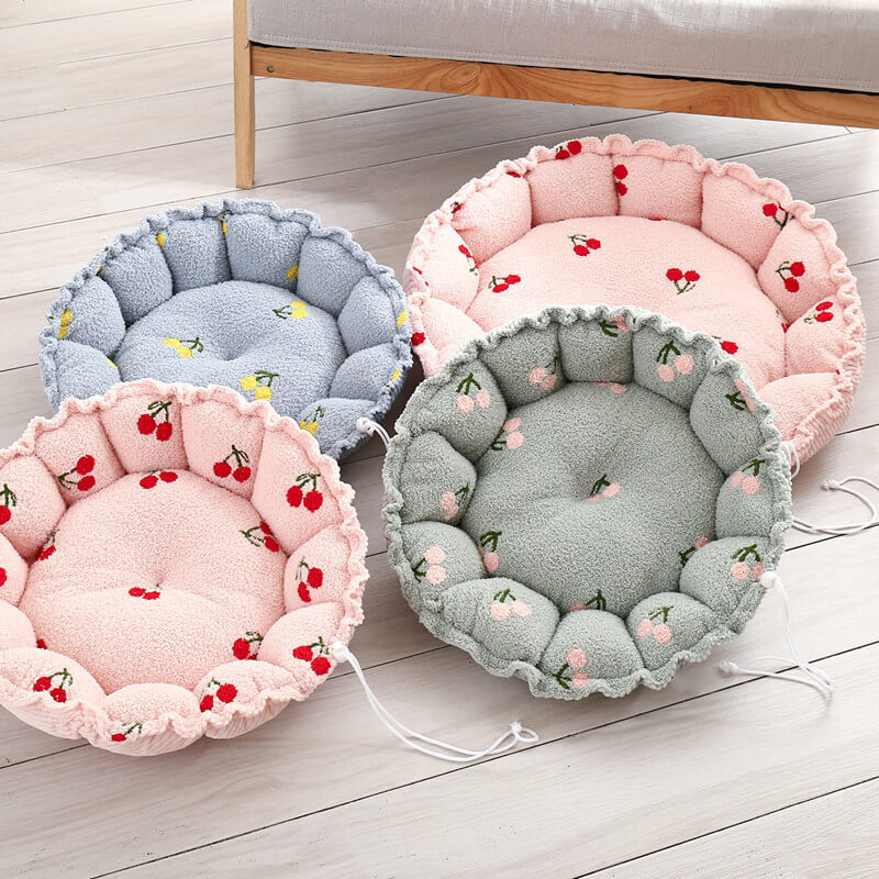 Letto per gatti a tema fruttato con design morbido e coulisse.