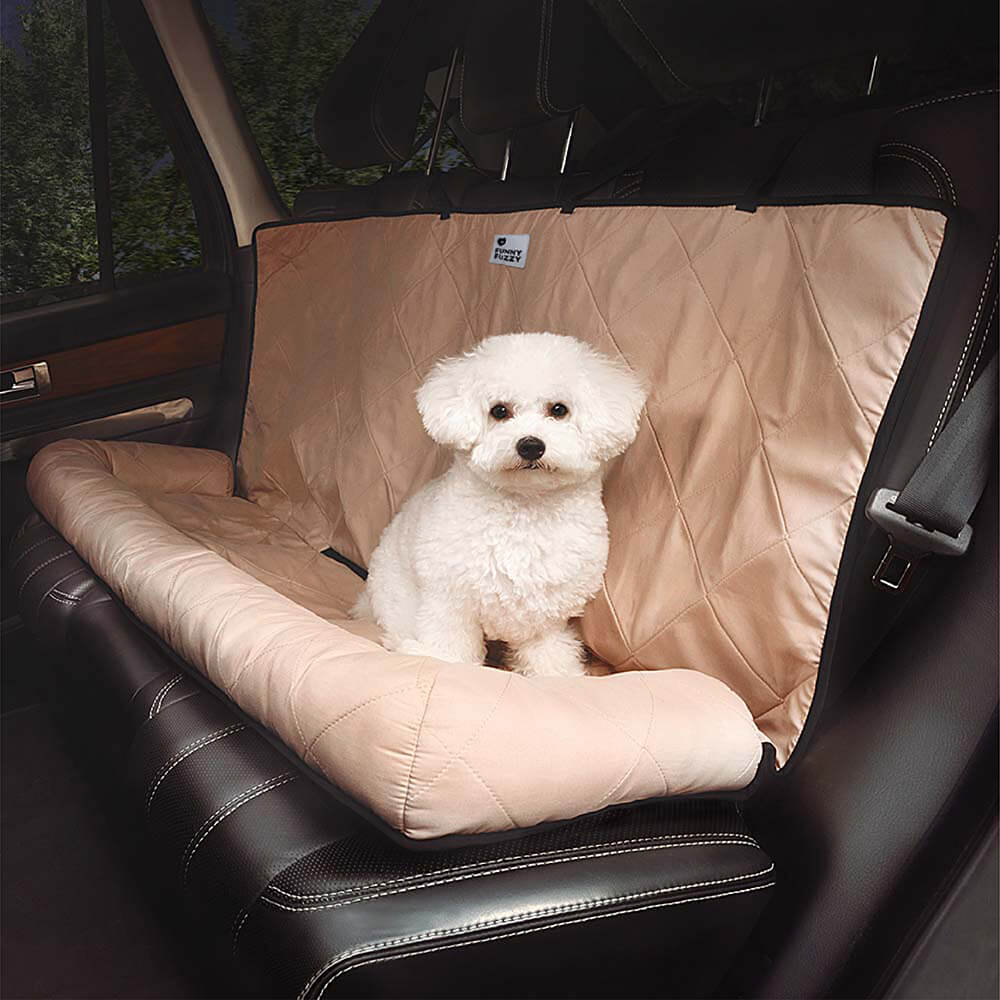Letto per cani da auto
