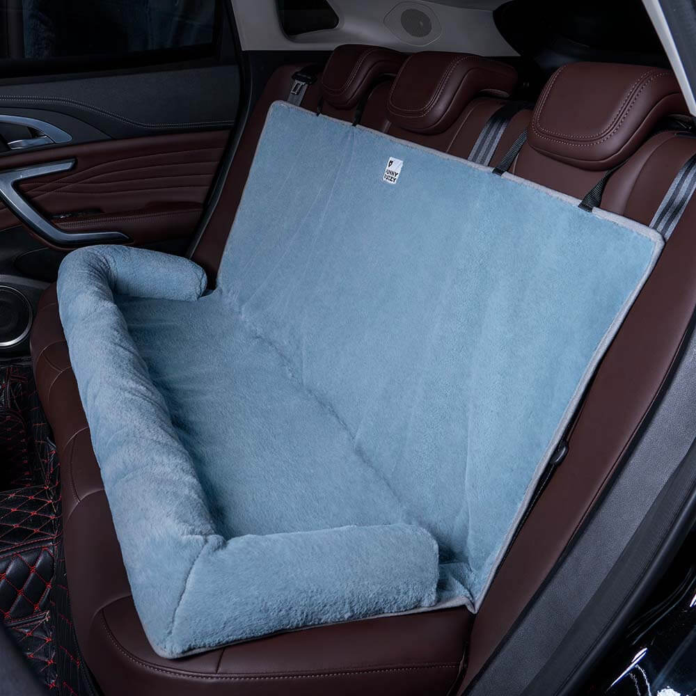 Letto per cani da auto