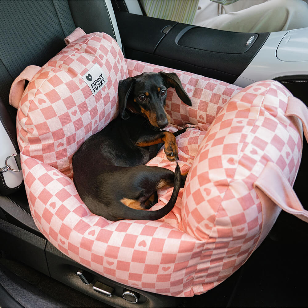 Letto per seggiolino auto per cani a scacchiera vintage a forma di cuore