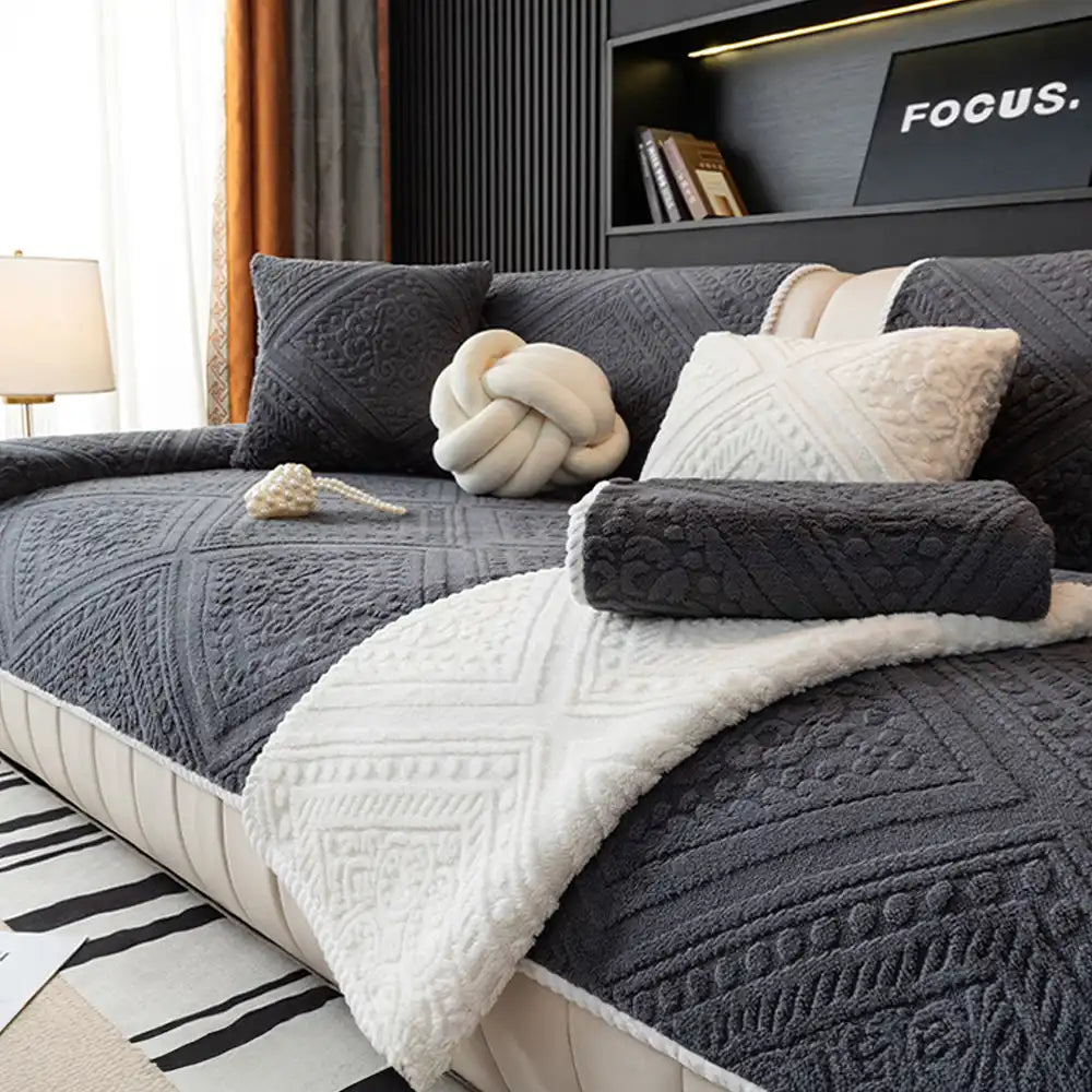 Copertura decorativa antiscivolo per divano, in peluche intagliato stile nordico, per tutte le stagioni