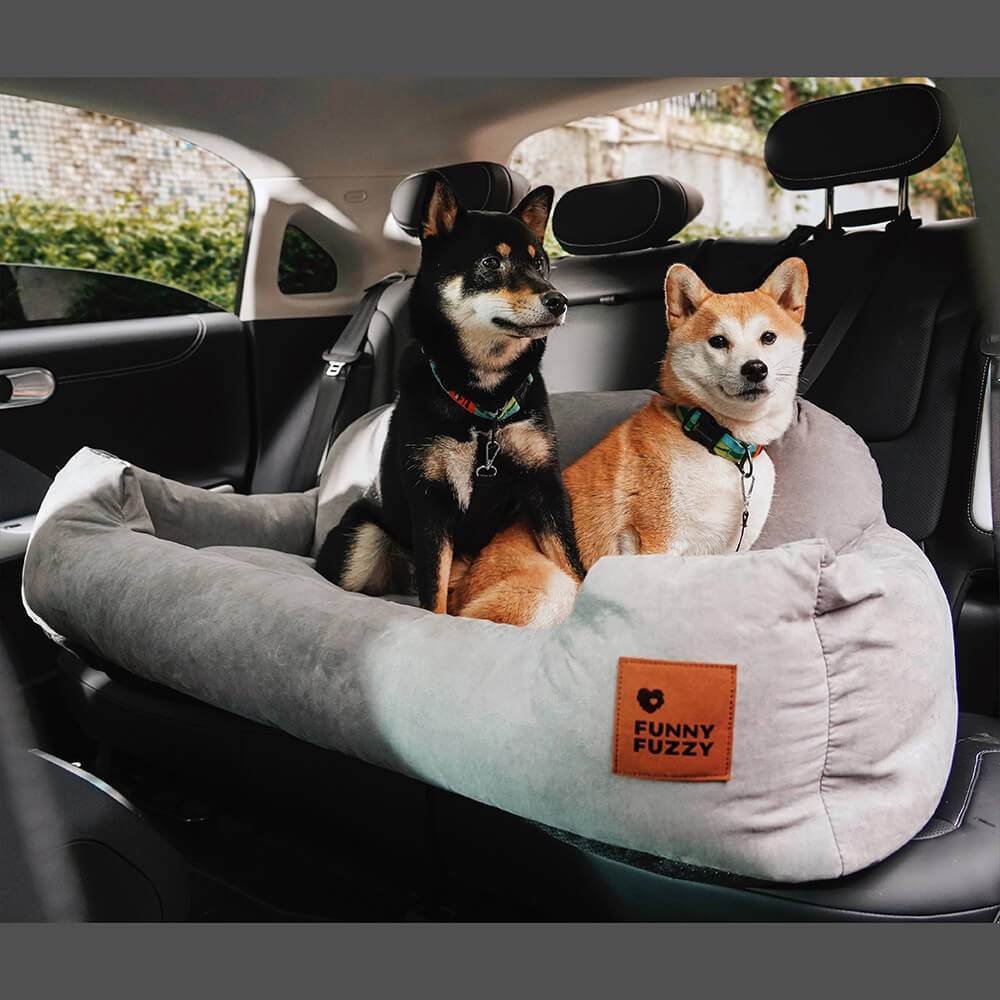 Seggiolino auto per lettino per cani