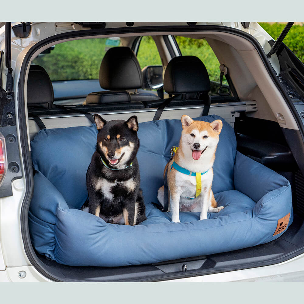Cuscini di sicurezza per viaggi in auto per cani di taglia media e grande per il sedile posteriore.
