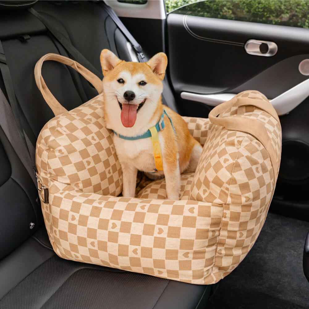 Letto per auto a forma di cuore vintage a scacchi per cani