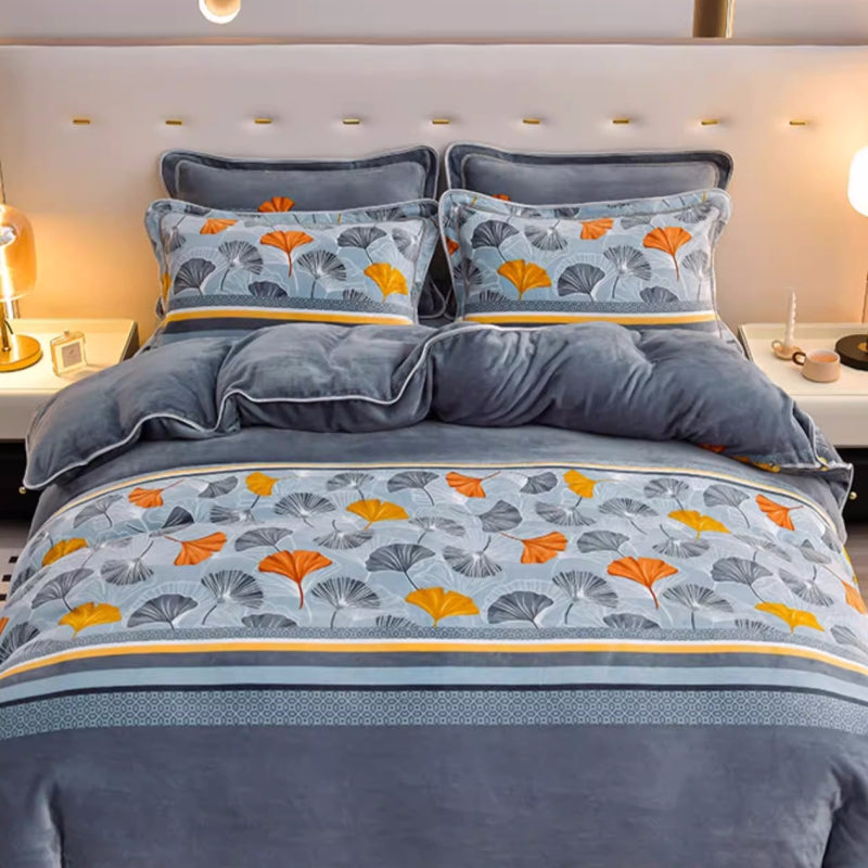 Set di lenzuola in velluto floreale domestico e confortevole con gonna da letto