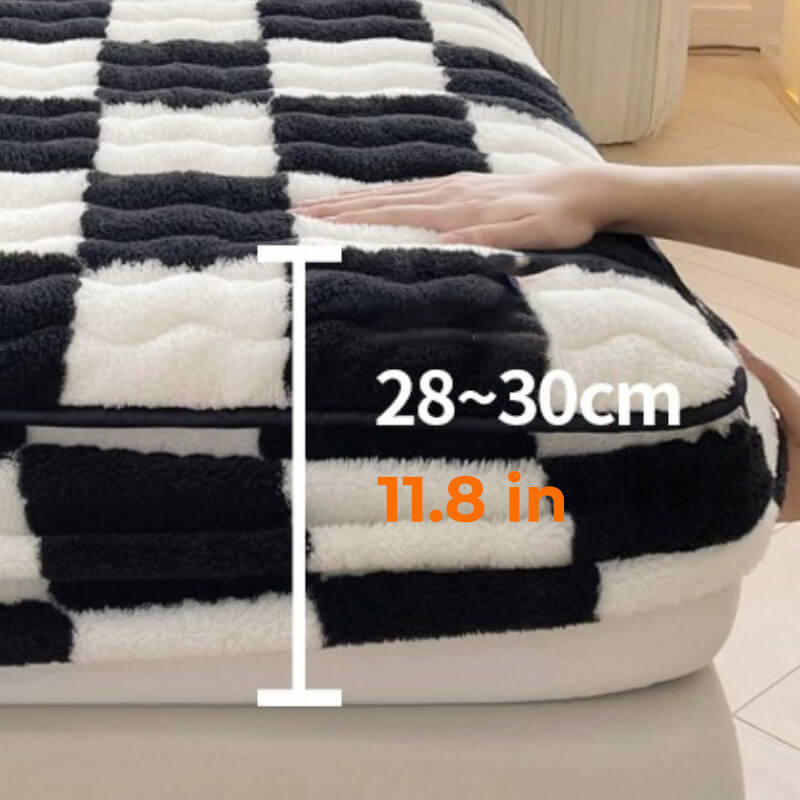 Couvre-matelas à carreaux en velours de lait