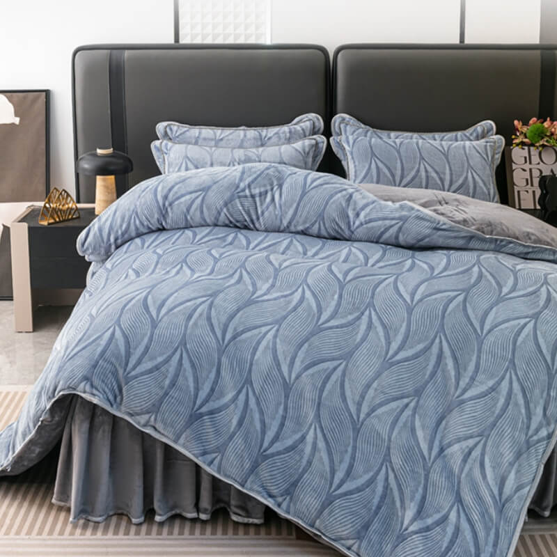 Set di lenzuola in morbido velluto di latte con motivo foglia moderna e balza per letto