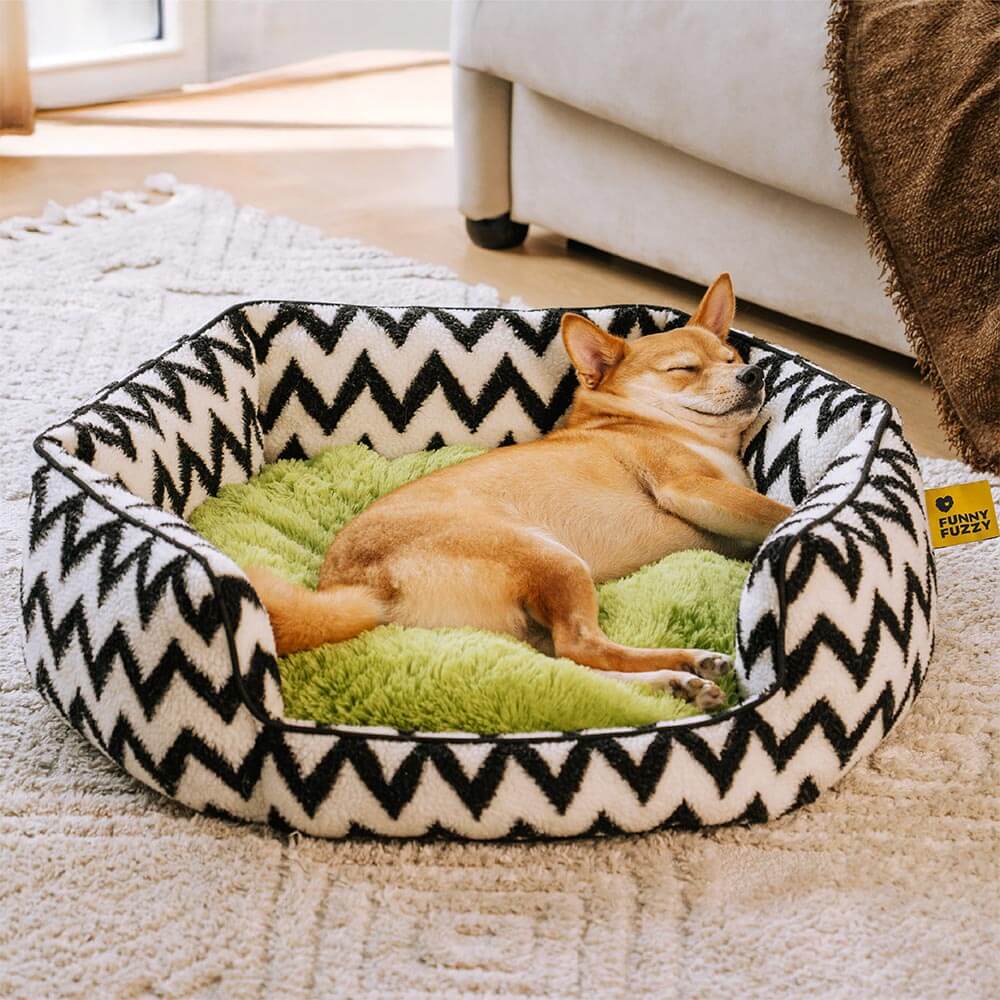 Plush Retreat Chevron Hundebett – The Warm Hugger