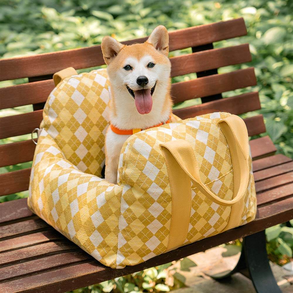 Letto per auto a forma di cuore vintage a scacchi per cani