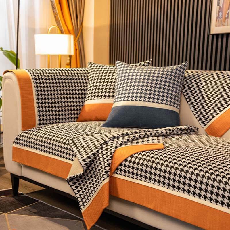 Copridivano in chenille antiscivolo con motivo houndstooth classico