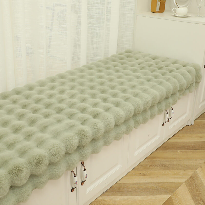 Copertura per divano in pile accogliente, di colore uniforme e antiscivolo