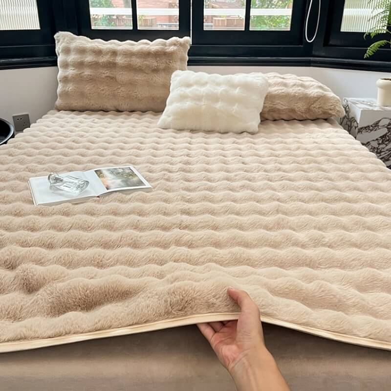 Copertura per materasso con angoli  in pelliccia sintetica di coniglio deluxe
