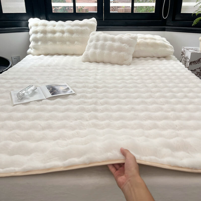 Copertura per materasso con angoli  in pelliccia sintetica di coniglio deluxe