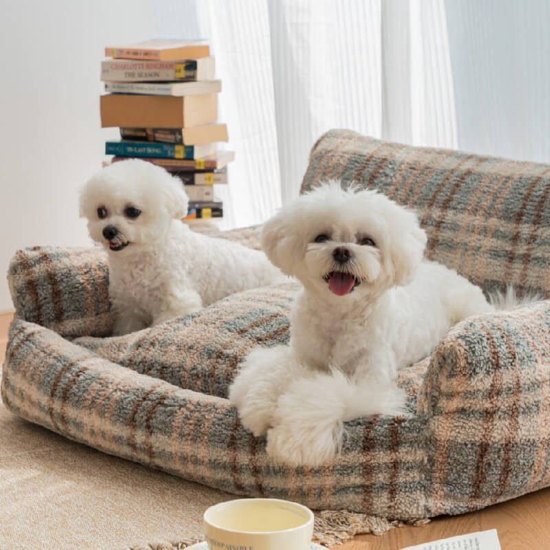 Divano letto per cani e gatti in peluche cozy per vacanze pigre